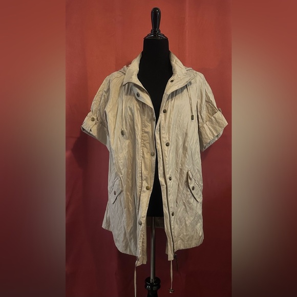 Zenergy By Chico’s Crushed Foil Bubble Jacket Champagne Size 2 - Picture 2 of 6